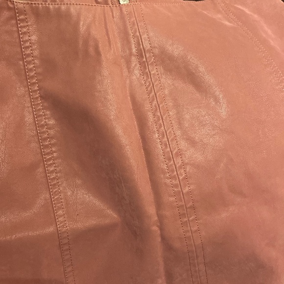 2 for $35 FREE PEOPLE Skirt Women’s Size 4 PRESSED FLOWERS ROSE PINK VEGAN SUEDE - Picture 7 of 15